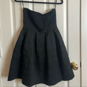 Black Strapless Semi Formal Dress